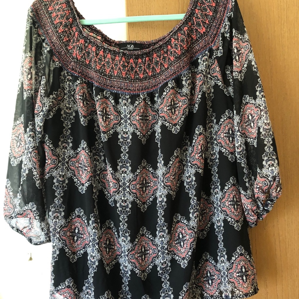 Paisley off the shoulder top size 1X